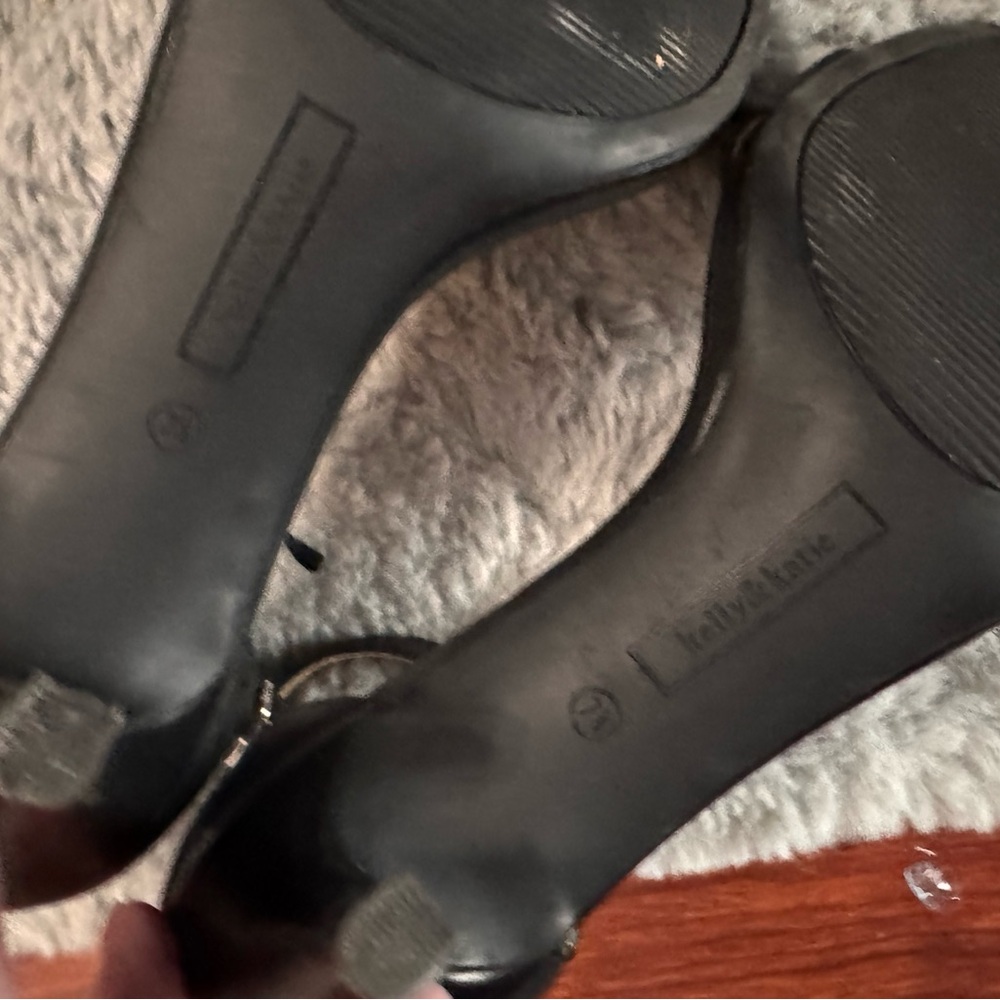 NEW- Kelly & Katie Black Open-Toe Ankle-Strap Heels - Picture 6 of 6